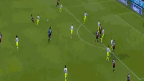 朱辰杰赛场头部受伤，申花揭晓具体伤情